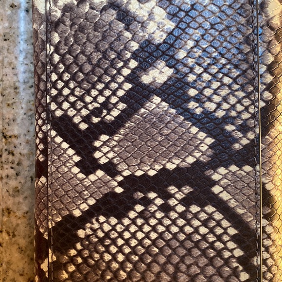 NWT Michael Kors Satchel - Picture 3 of 6